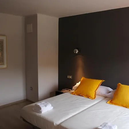 Totsompops Guest house